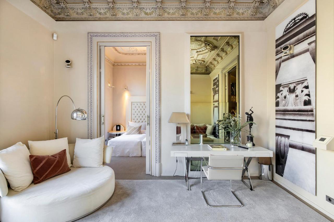 El Palauet Royal Suites Barcellona Esterno foto