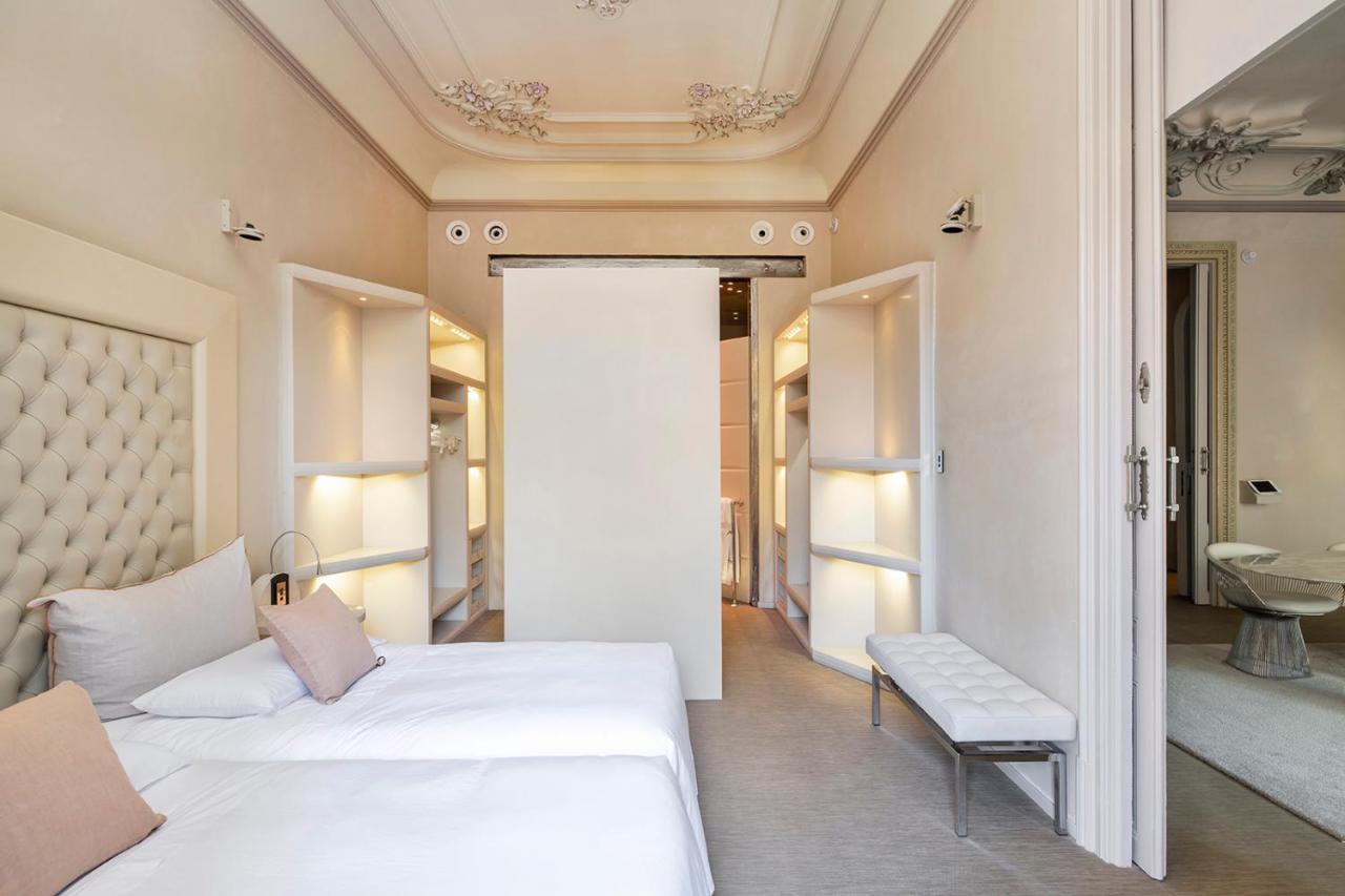 El Palauet Royal Suites Barcellona Esterno foto