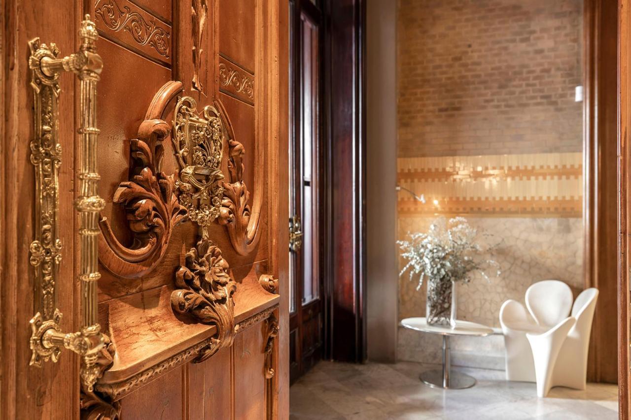 El Palauet Royal Suites Barcellona Esterno foto